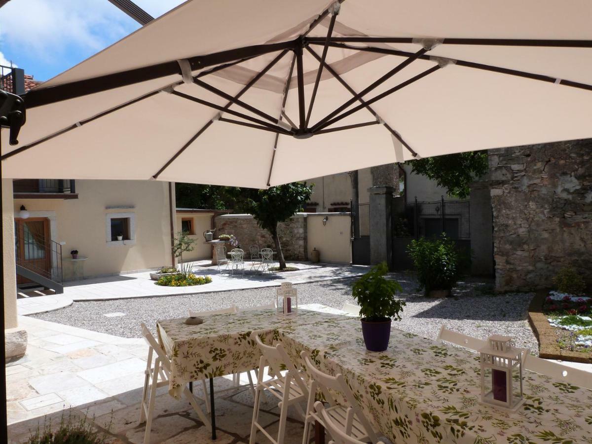 Bed&Breakfast Barbara Borgo Grotta Gigante Exterior foto