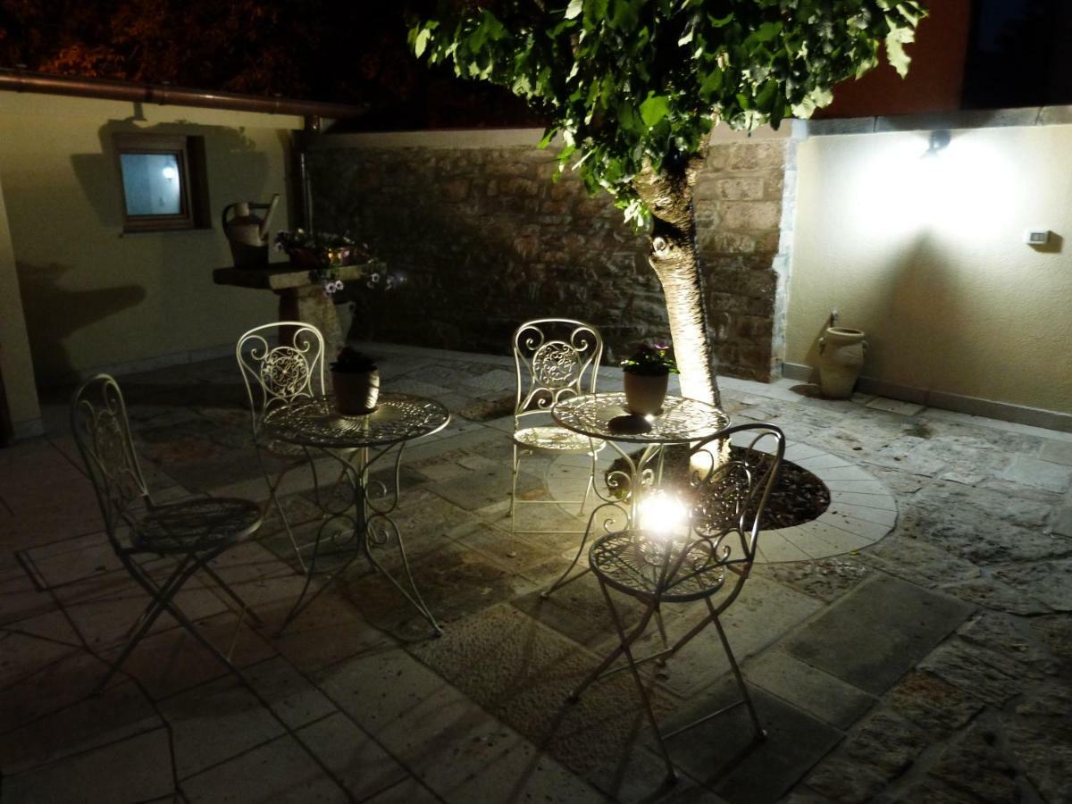 Bed&Breakfast Barbara Borgo Grotta Gigante Exterior foto